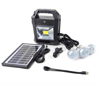 China Wholesale Home Outdoor Camping Portable Home All In One Solar Light System Storage Recharge Supply Lighting System Kit for sale