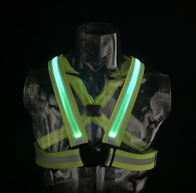 China Water proof UMIONE 2023 Super Bright Reflective Outdoor Walking Jogging Vest Rechargeable App Control LED Luminous Flashing Safety Vest for sale