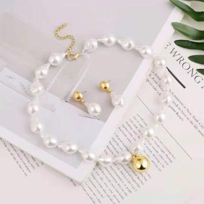 China JM Women's Necklace Set Jewelry Set Necklace and Earring Set Neo-Gothic Fashion Pearl Necklace Set for sale