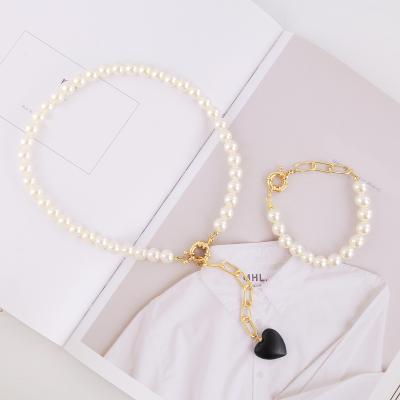 China JM Factory Price OEM Women's Necklace Set Jewelry Romantic Pearl Necklace And Bracelet Jewelry Set for sale