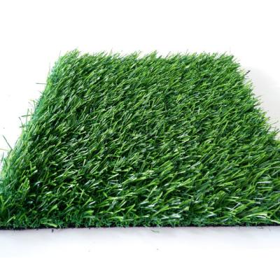 Chine Le jardin artificiel vert engazonnent l'herbe synthétique des mètres carrés 1.7kg/pour le paysage à vendre