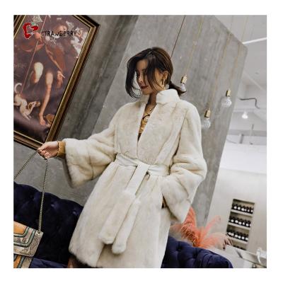 China Anti-wrinkle Mink Fur Jacket Luxury Vintage Long Real Russian Mink Fur Coat for sale