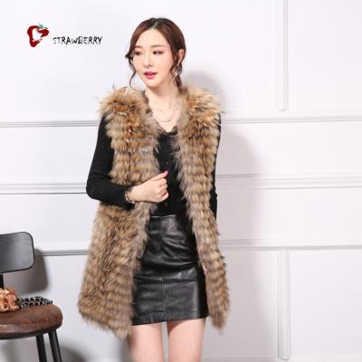 China Latest Women's Breathable Winter Real Long Natural Raccoon Fur Vest for sale