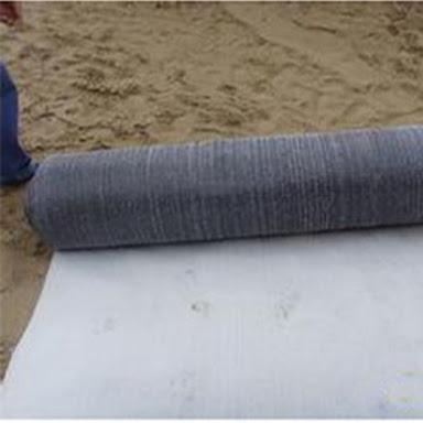 China Industrial bentonite geosynthetic waterstop clay liner waterproofing mat GCL for sale