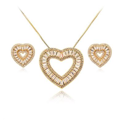 China High Quality HIP HOP INS Iced Out 520 Heart Shape Pendant Necklace Iced Out 3A Gold Plated Zircon Pendant Necklace For Women And Men for sale