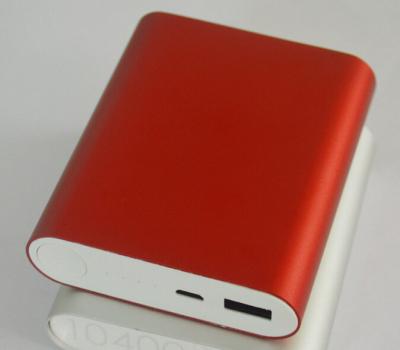 China Aluminium Alloy Casing 2.4A 10400mAh Power Bank for Smartphone for sale