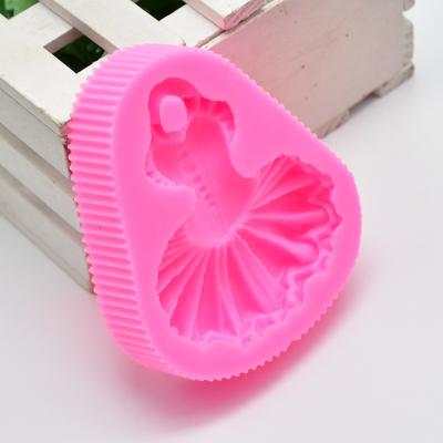 China New Princess Tutu Skirt Viable Cake Decoration Head Chain Resin Silicone Mold for sale