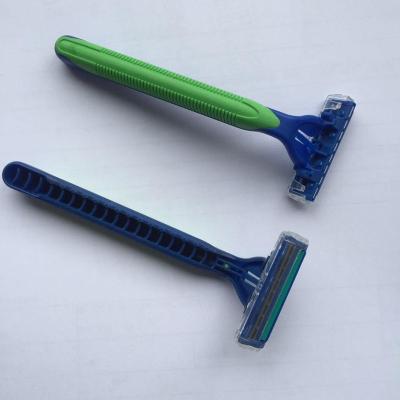 China Twin Blade Handle Rubber Razor With Moving Head Good Quality Twin Blade Razor for sale