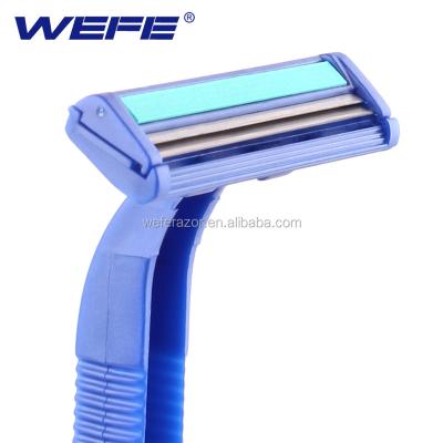 China Twin Blade Disposable Razor With Blue Color Twin Blade With Lubricant Strip for sale