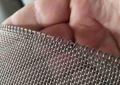 China 30m 100' Length Stainless Steel Plain Weave Wire Mesh with Good Stability - SS304 for sale