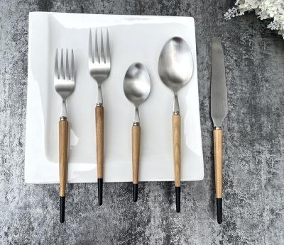 China Viable Wooden Handle 5 Piece Cutlery Set Silverware 18/10 Stainless Steel Natural Ash Wood Flatware Set of 5 for sale