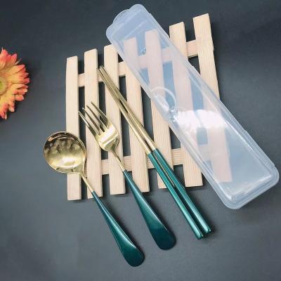 China Viable Picnic Gold Flatware Se PVD Coating Stainless Steel Portable Colorful 2 Piece Travel Flatware Silverware Set for sale