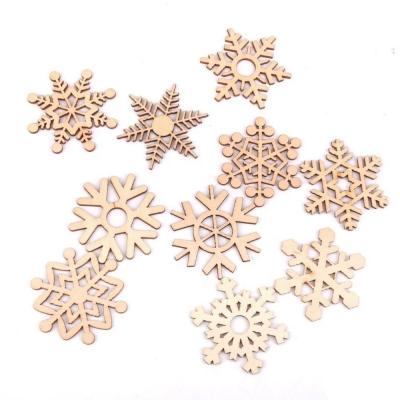 China Europe Wedding Crafts Home Decorations Wooden Snowflake Shaped Laser Cutouts for sale