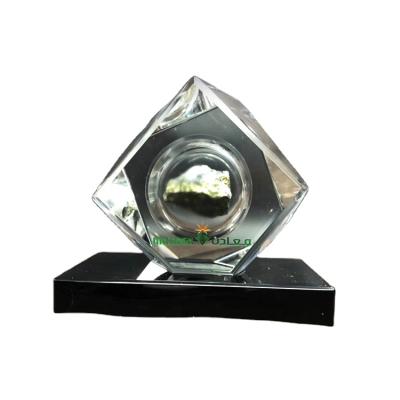 China China gold mine stone cavity souvenir ornaments crystal glass cube souvenirs home decoration glass decorative arts and crystal crafts for sale