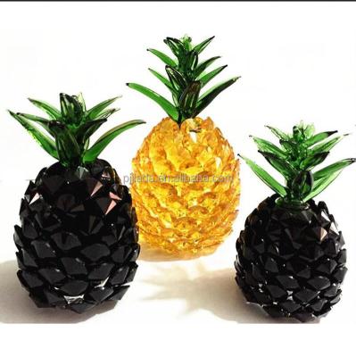 China Europe Christmas Gift Decoration Wedding Gift Crystal Pineapple Model Crystal Paperweight Glass Decoration Fruit for sale