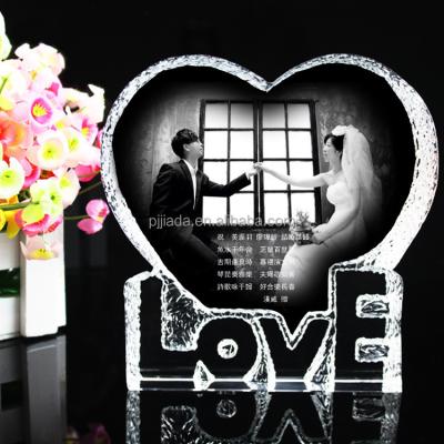 China Crystal Cheap 3d Laser Photo Frames For Wedding Keepsake for sale