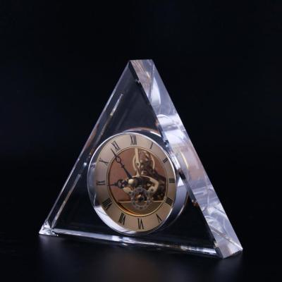 China Wholesale Europe Fashion K9 Crystal Glass Pyramid Desk Table Clock for sale