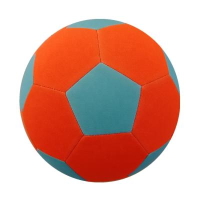 China European Standard Soccer Traning Neoprene Soccer Ball Size 5 Beach Football for sale