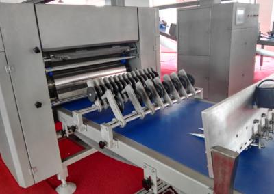 China 5 Rows Auto Feeding Pastry Production Line Different Fillings For Pastry Swirls for sale