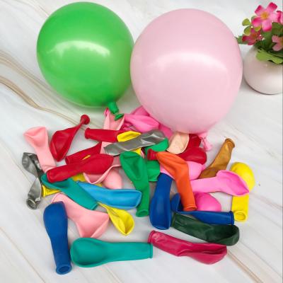 China Advertising Toy 10in 2.2g Matt Round Latex Ball Wedding Christmas Holiday Party Birthday Decoration Balloon Costume for sale