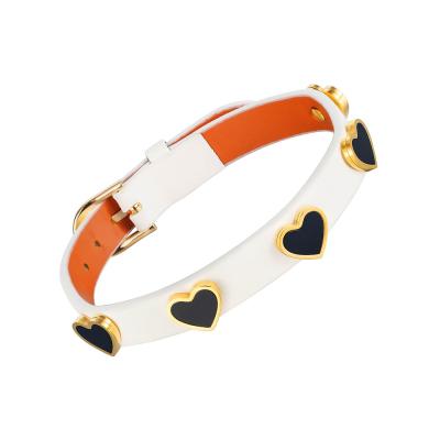 China Hot Selling CLASSIC Heart Charm Clasp Stainless Steel PU Leather Bracelet for sale