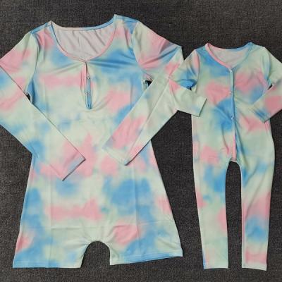 China QUICK DRY Custom Mommy and Me Onesie Baby Onesie Pajamas Tie Dye Kids Onesie Sleepwear for sale