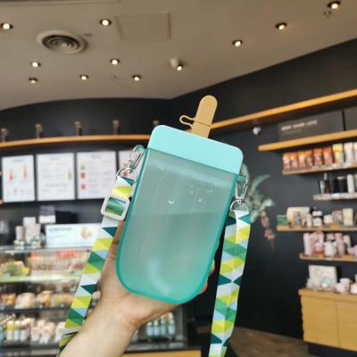 China Beautiful Shape Ice Cream Popsicle Summer Back Belt Kettle Water Bottle Drink Viable Water Cup With Straw Wholesale for sale