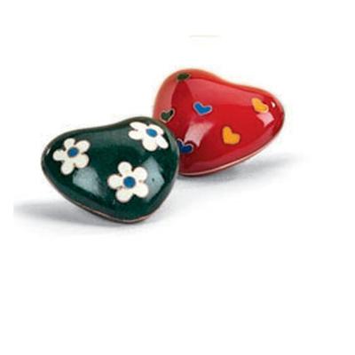 China Gift Metal Heart Cloisonne Heart With Healthy Handmade Customized Designs for sale