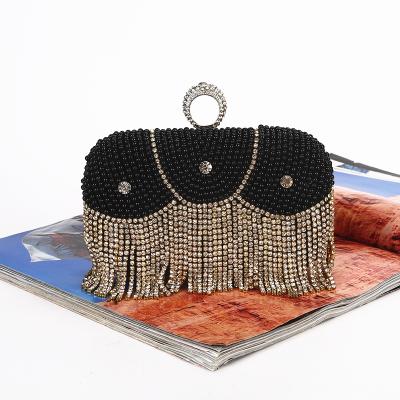 China Luxury Pu+Satin+Beads 2021 Diamond Pearl Purses New Beautiful Ladies And Even Bridal Handbags for sale