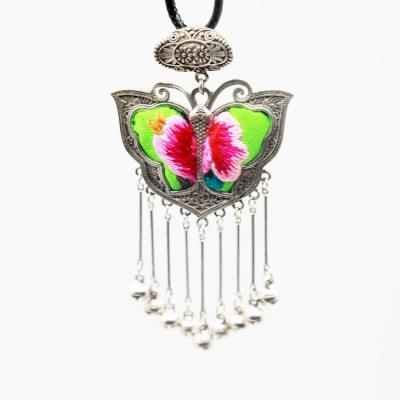 China CLASSIC Popular Silver Butterfly Design Party Gift Pendant Silver Hand Embroidery for sale