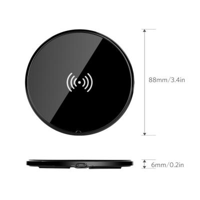 China New arrival 5V 2A QI mobile phone wireless charger, portable charger polymer power bank for smartphone for sale