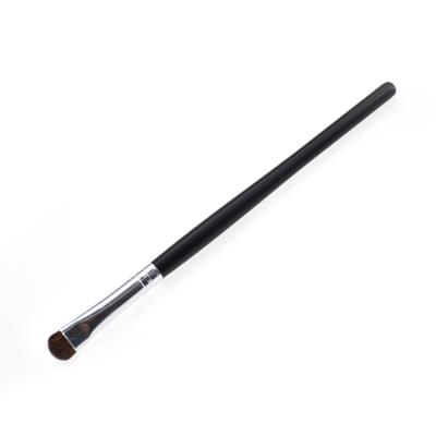 China Custom Skin-Friendly Soft Synthetic Eyeshadow Single Makeup Brush Private Label for sale