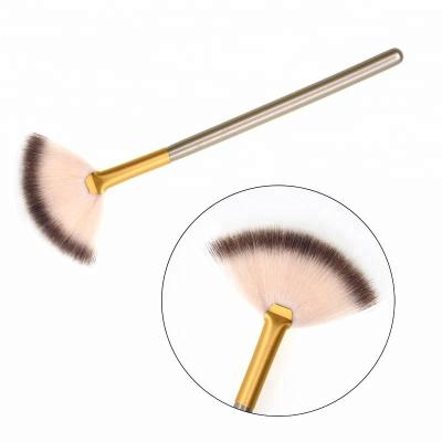 China Cosmetic Fan Brush New Arrival Private Label Powder Mask Fan Makeup Brush for sale