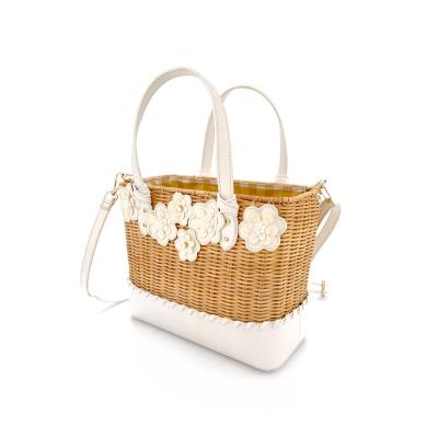 China Fashion Summer Rattan Beach Basket Bag Handmade Bali Woven Rattan Clutch Tote Bag For Women for sale