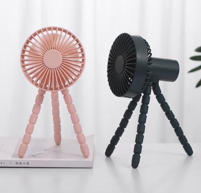 China Rechargeable Desktop Fan Outdoor Tripod Clip On Small Quiet Mini Electric USB Rechargeable Desktop Fan for sale