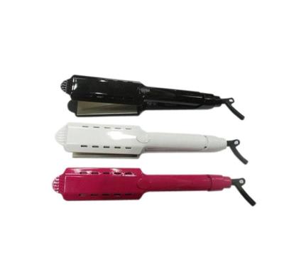 China Professional safety electric ceramic hair straightener for home and salon use for sale