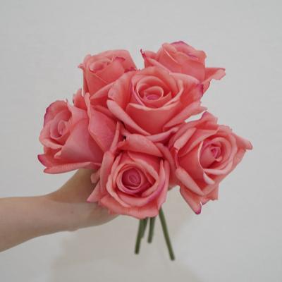 China 6 Pcs Rose Artificial Flowers Eco-Friendly Lifelike Rose Real Touch Latex Rose Short Stem Bouquet For Party Wedding Home Decor for sale