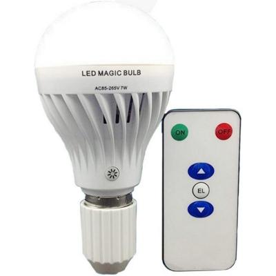 China Magic LED Bulb AC85-265V 7W with Remote Controller White Lighting Built-in Rechargeable Battery LED Lamp for Home Indoor Lighting MagicBulb-001 for sale