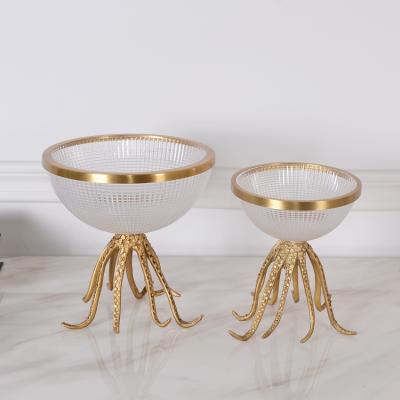 China Contemporary HOME LUXURY INTERIOR DECORATIVE ACCESSORIES METAL PIECE GLASS DECORATIONS PIECES WHOLESALE BRASS FRUIT BOWLS TABLE HOME DECOR for sale