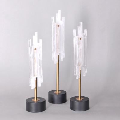 China 2021 Minimalist Home Decor Trendy Accessories 3 Pieces Set Glass Statue With Matte Black Base Decorations For Room Wholesale for sale