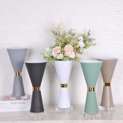 China Wholesale Modern Minimalist Hot Sale Trendy Home Decor Table Party Wedding Vases Centerpieces Decoration for sale