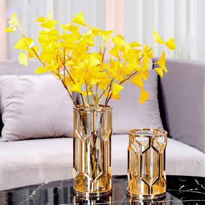 China Wholesale Vase Wedding Decorative Traditional Metal Flower Glass Vase For Table Centerpieces for sale