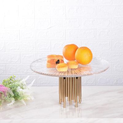 China Minimalist MODERN HOME DECOR ACCENTS DECORATIVE GLASS FRUIT BOWL CAKE TRAY WITH METAL HOLDER for sale