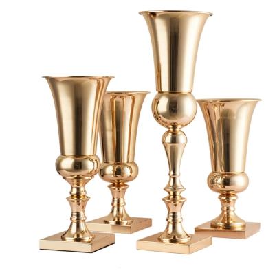 China Durable hot sale table centerpiece party metal trumpet flower stand wedding decorative flower stand for sale