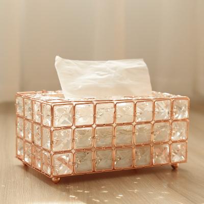 China Crystal Bead Metal Tissue Box Decorative Gold Handmade Handmade for Wedding Party for sale