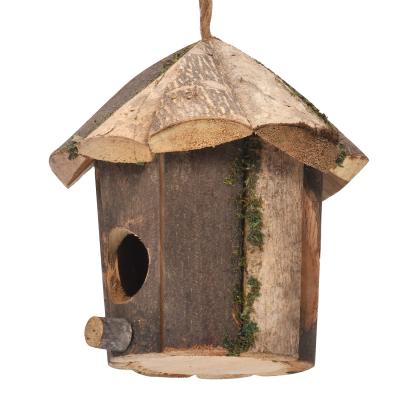 China Creative Small Room Nest New Products LEISURE Animal Bird House Wooden Pastoral Hanging Outdoor Bird Cage for sale