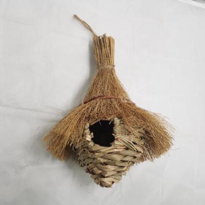 China Breathable Cheap Breathable Outdoor Handwoven Thrush Grass Wringer Decoration Explosion Bird Nest House Birdcage Parrot for sale