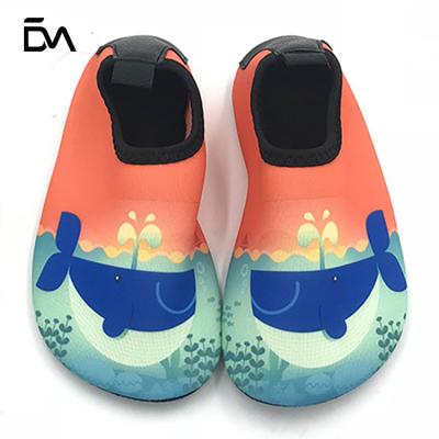 China 2021 good quality fashion comfortable wearproof breathable for children kids water shoes for sale