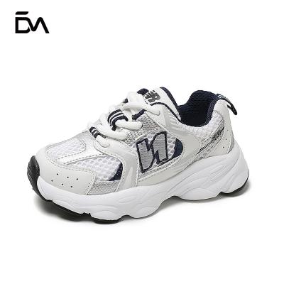 China 2021 Breathable Sneakers Autumn Winter Unisex New Breathable Mesh Running Shoes For Children Kids Sports Shoes for sale