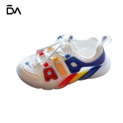 China Flatbed 2021 Best Selling Breathable Mesh Outdoor Sneakers Shoes For Kids Children Sports Shoes for sale